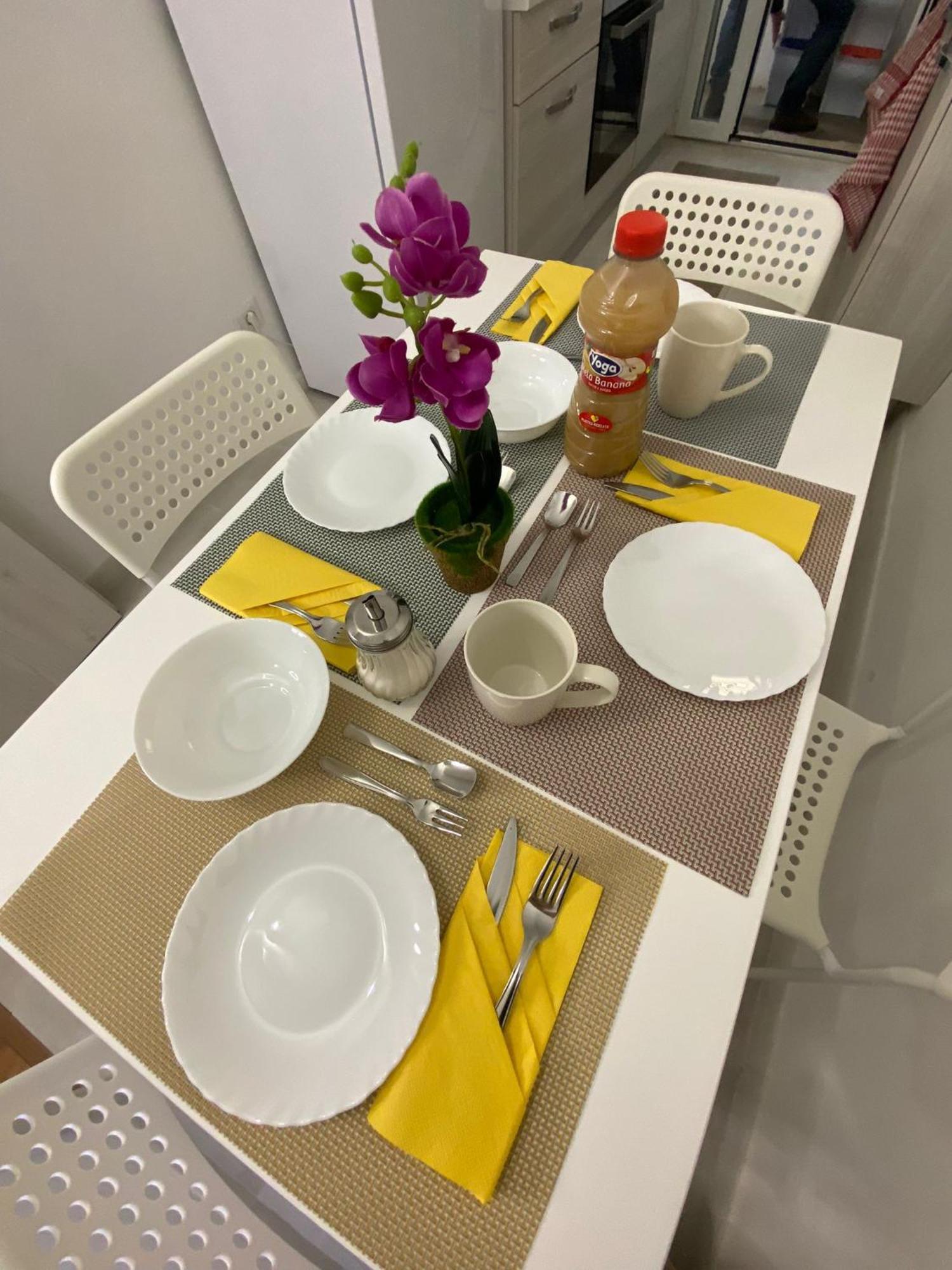 Lola Home, Ostiense